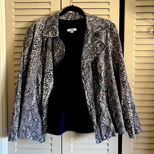 Snake Coat Fashion Bug